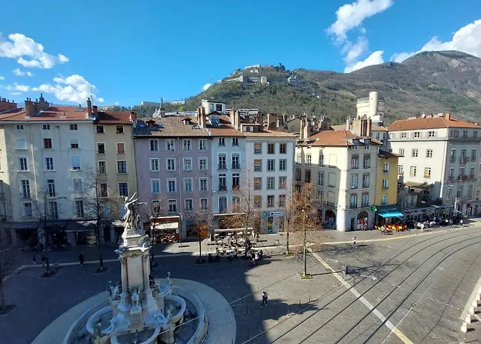 Hyper-Centre De Grenoble, Suite Parentale - Wifi Fibre - Cocon