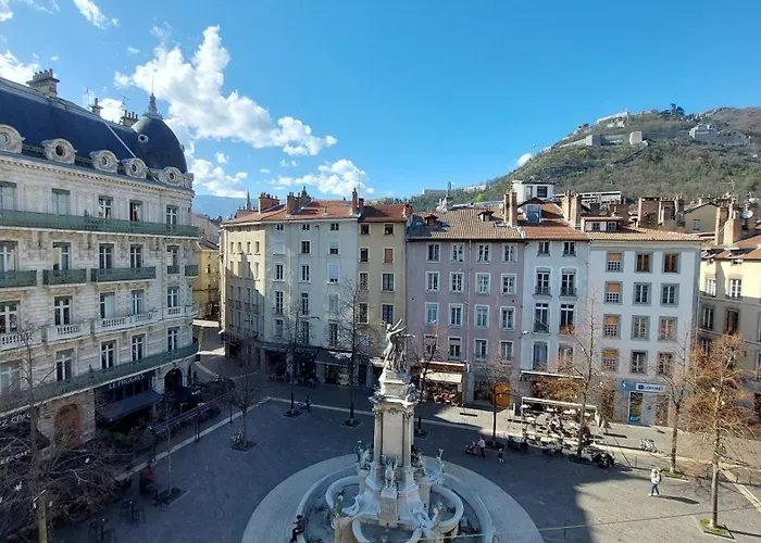 Hyper-Centre De Grenoble, Suite Parentale - Wifi Fibre - Cocon